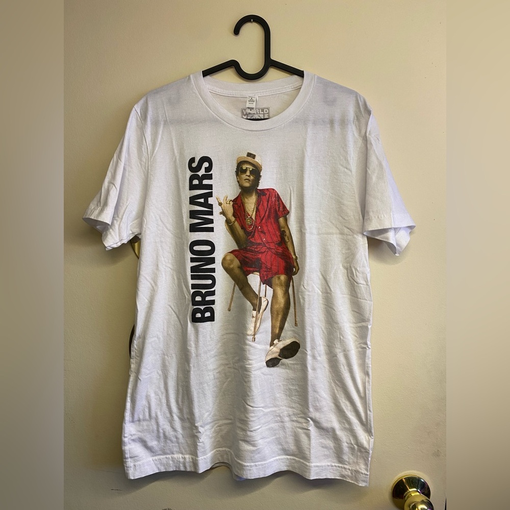 Bruno Mars 24K Magic Tour 2017/2018 Merch Tee T-Shirt Size Medium